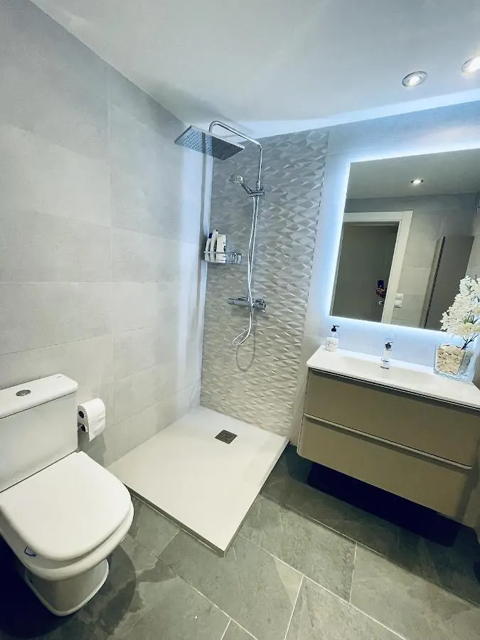 Apartamento Elegante, Bonito, Buenas Vistas Y Cerca De La Nogalera Torremolinos